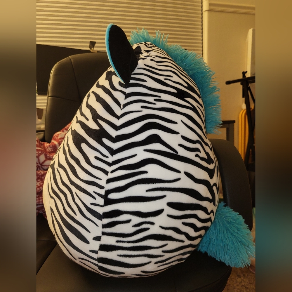 Squishmallow - Picture 4 of 9